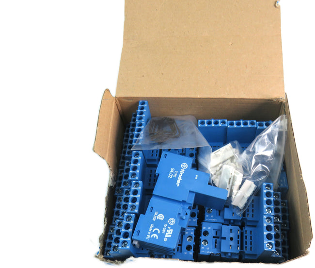 FINDER 94.02.SMA clamp terminal socket   Lot of 11 New