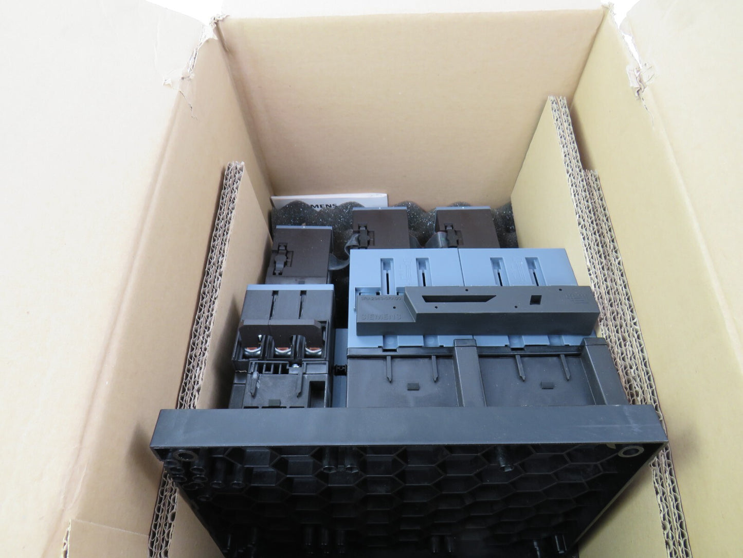 SIEMENS 3RA2445-8XF32-1AL2    New