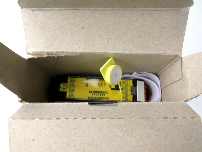 SCHMERSAL SRB-E-301ST-CC MULTIFUNCTIONAL SAFTEY RELAY MODULE    New