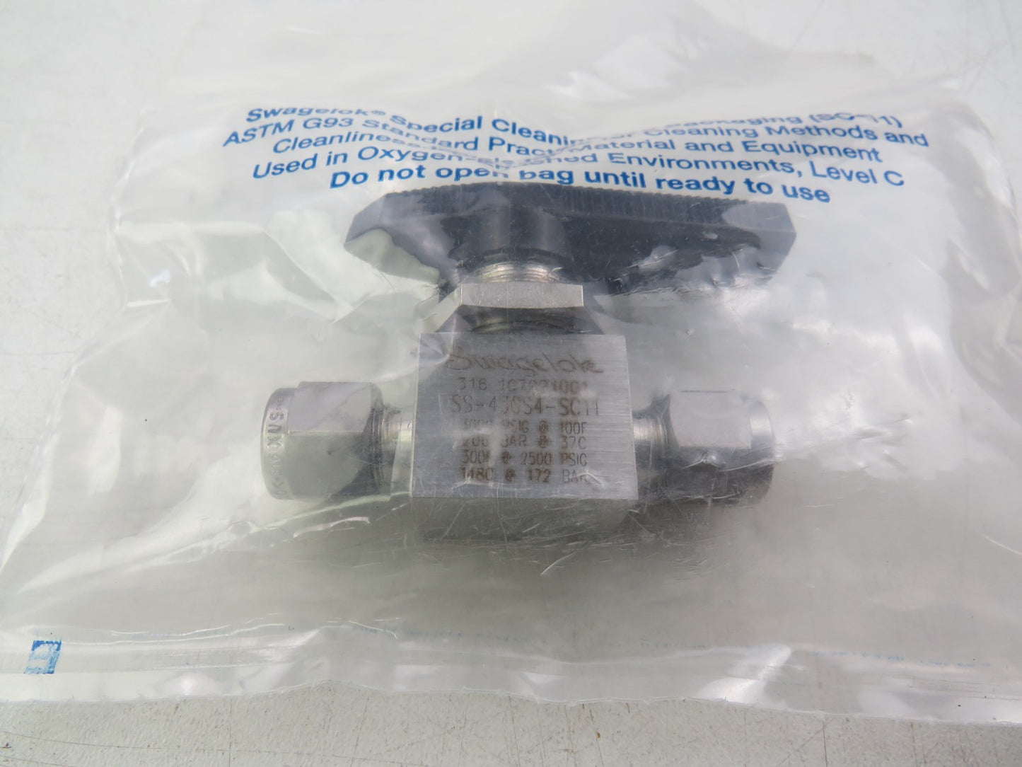 SWAGELOK SS-43GS4-SC11 New