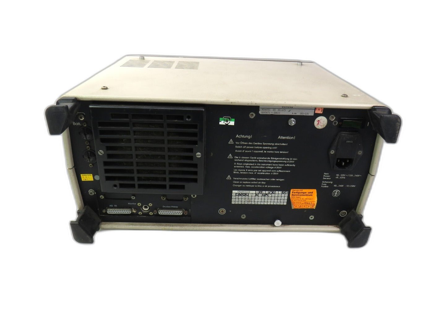 SIEMENS  6ES5675-0UA11 6ES5675-0UA11 6ES5675-OUA11 SIMATIC S5 PG 675