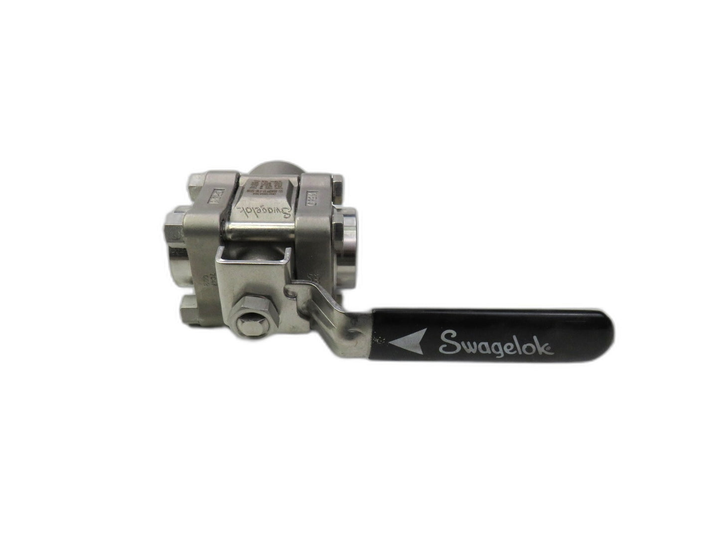 SWAGELOK SS-65XOPF12-F16-5228 3-way Ball Valve 1"    New