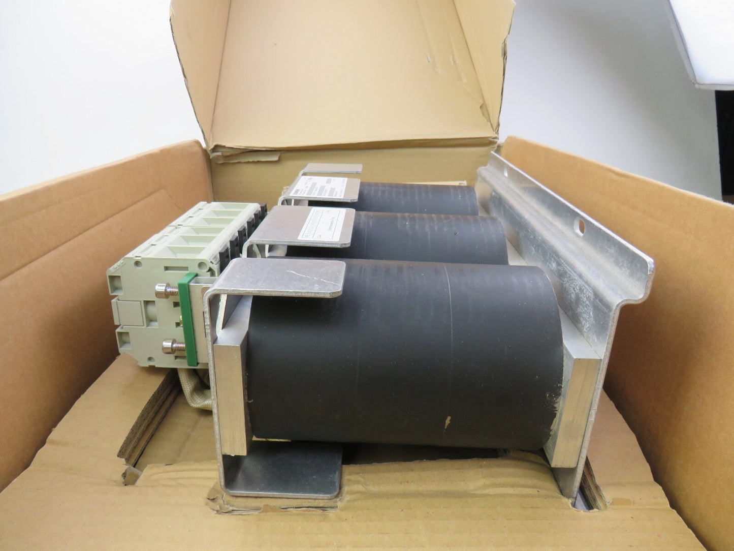 SIEMENS  6SN1111-0AA00-0DA1    New